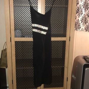 Stunning black dress